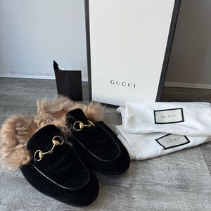 Gucci Princetown Velvet Mules